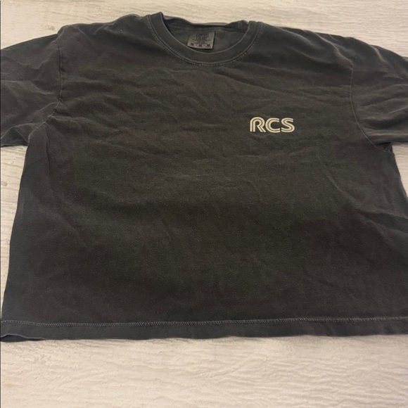 Red Clay Strays Cropped Tee - Picture 3 of 5